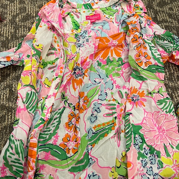Lilly Pulitzer Nosey Posey Button-Up Blouse - Picture 7 of 7